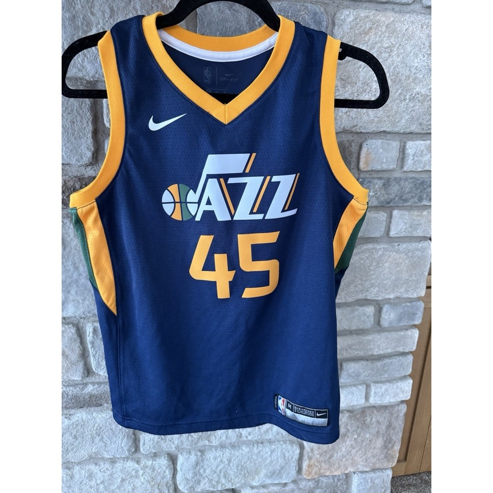 Nike Jazz NBA Childrens Jersey Donovan Mitchell Basketball #45 Size Medium 10/12